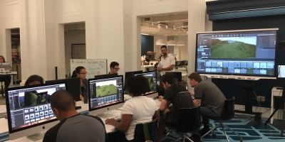 1  Creative In Residence Teaching Virtual Reality In Ives Squared Tinker Lab