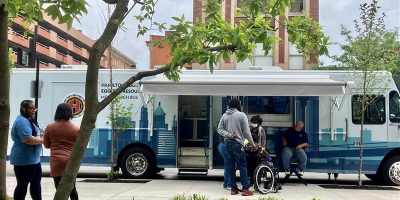 513 Relief Bus At Main Library Chpl