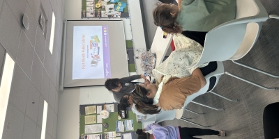 Cafe Child And Parent Audience